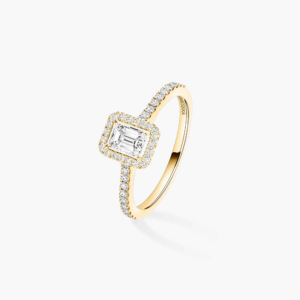 JOY EMERALD-CUT SOLITAIRE SM Yellow Gold Diamond Ring